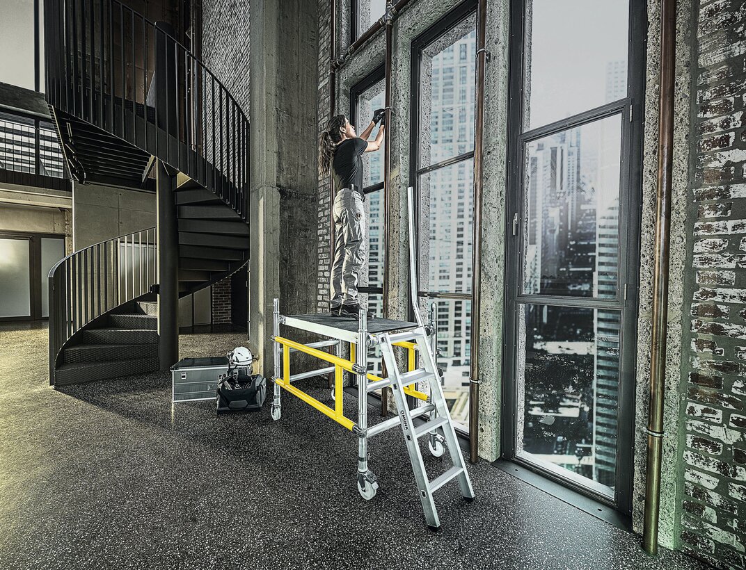 Die Munk Günzburger Steigtechnik präsentiert auf der Eisenwarenmesse 2026 in Köln ihre Neuheiten, darunter die neue Montageplattform. | © MUNK GmbH